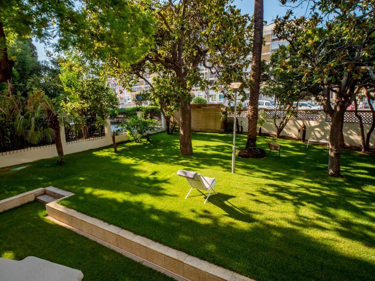 Banana'S Camp Hostel Cannes Luaran gambar